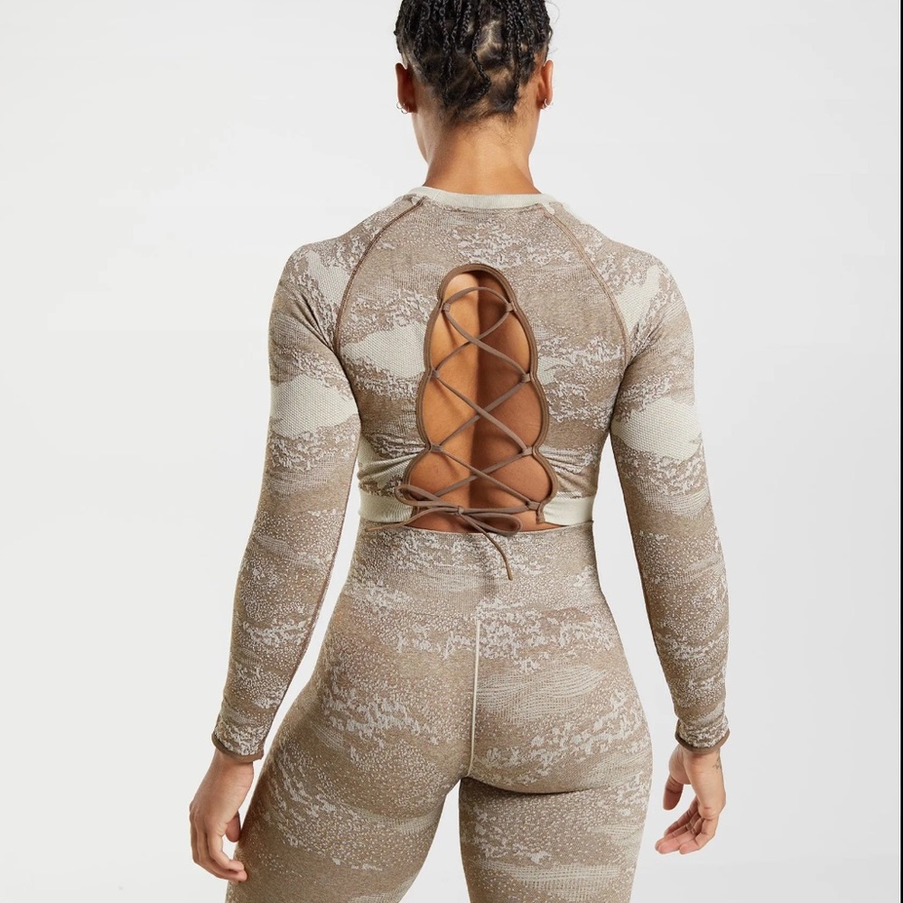 Gymshark Adapt Camo crop top